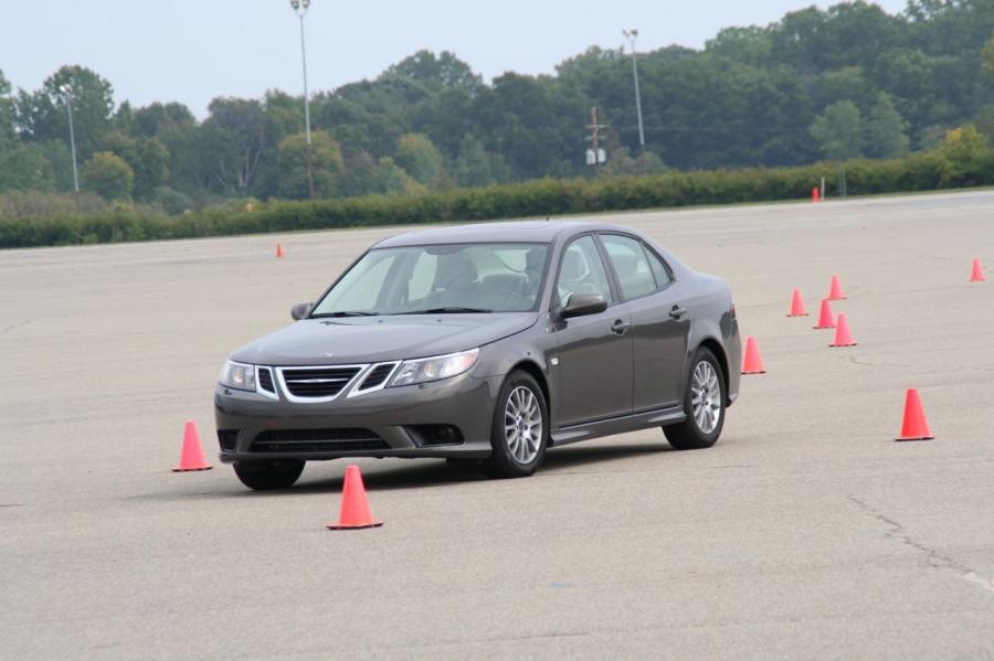  Saab 9-3 2008 года  (фото 9 из 21)